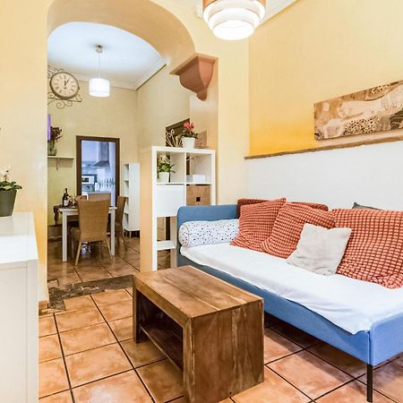 Lovely Apartment In Cordoba With Kitchen Екстериор снимка