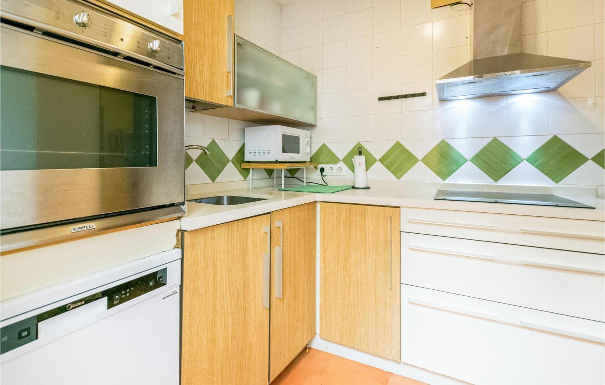 Lovely Apartment In Cordoba With Kitchen Екстериор снимка